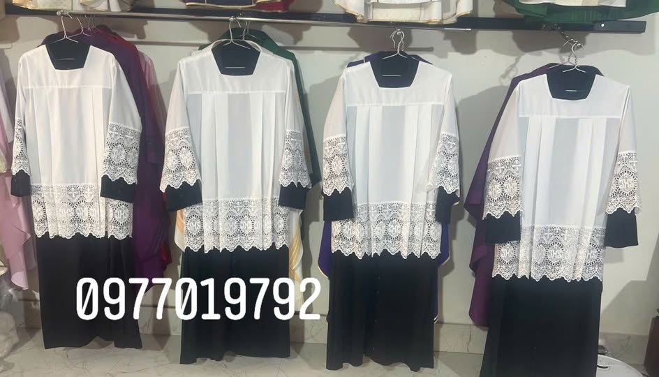 Priests Short Surplice With Lace Style.